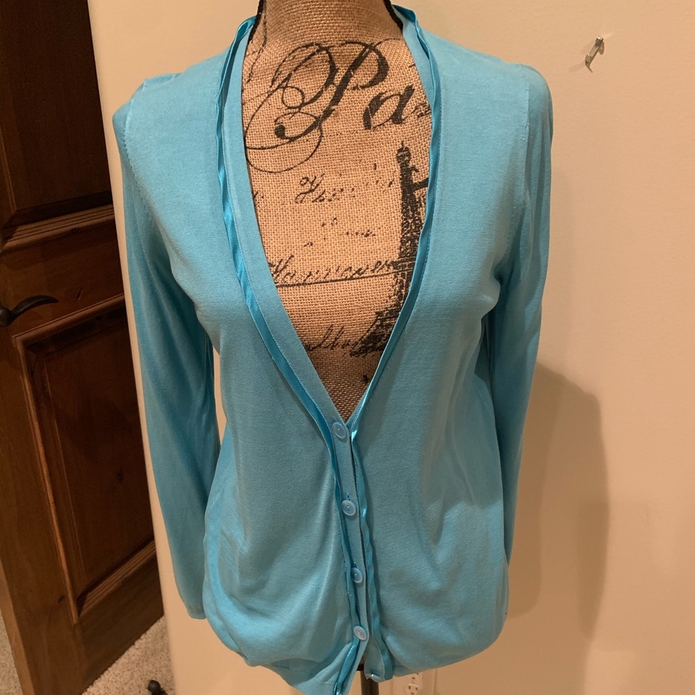 NWOT Ann Taylor Cardigan